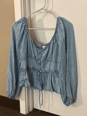 Aerie Women’s L Flowy denim Long sleeve top